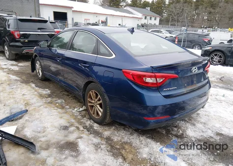 2015 Hyundai Sonata Se z USA, uszkodzony, nr VIN 5NPE24AF9FH015652